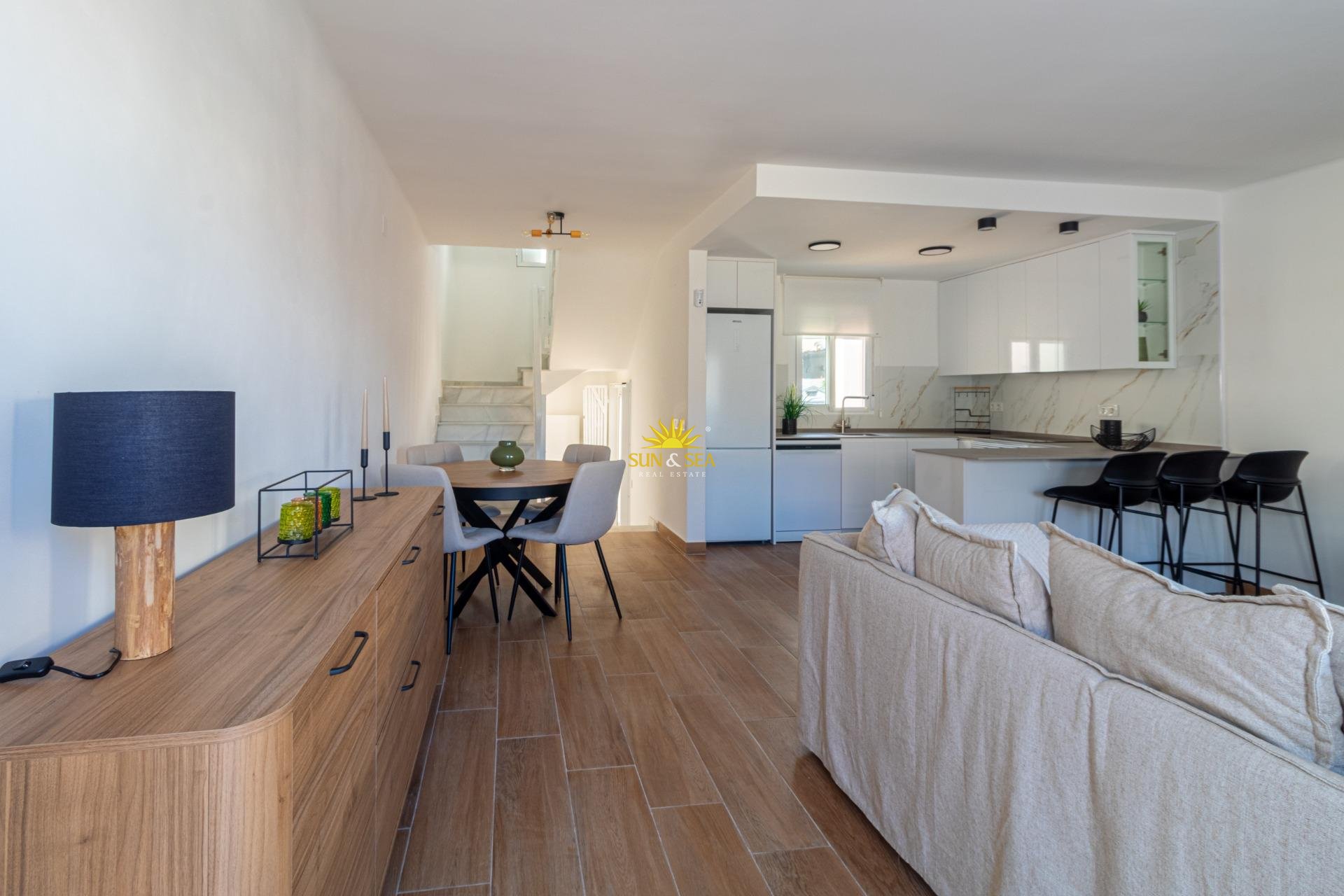 Wiederverkauf - Villa / Doppelhaushälfte - Torrevieja - Los Frutales