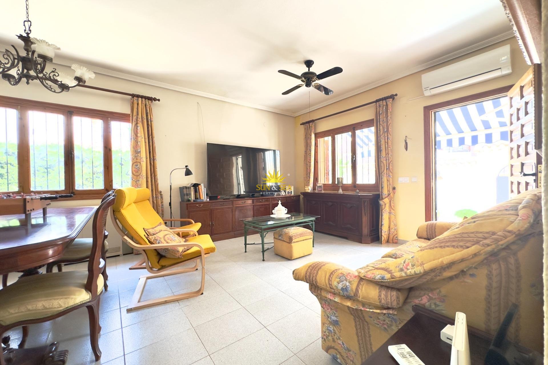 Wiederverkauf - Villa - Orihuela Costa - La Zenia