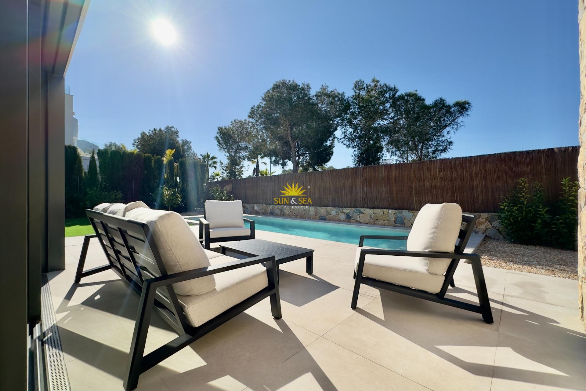 Wiederverkauf - Villa - Orihuela - Las Colinas Golf