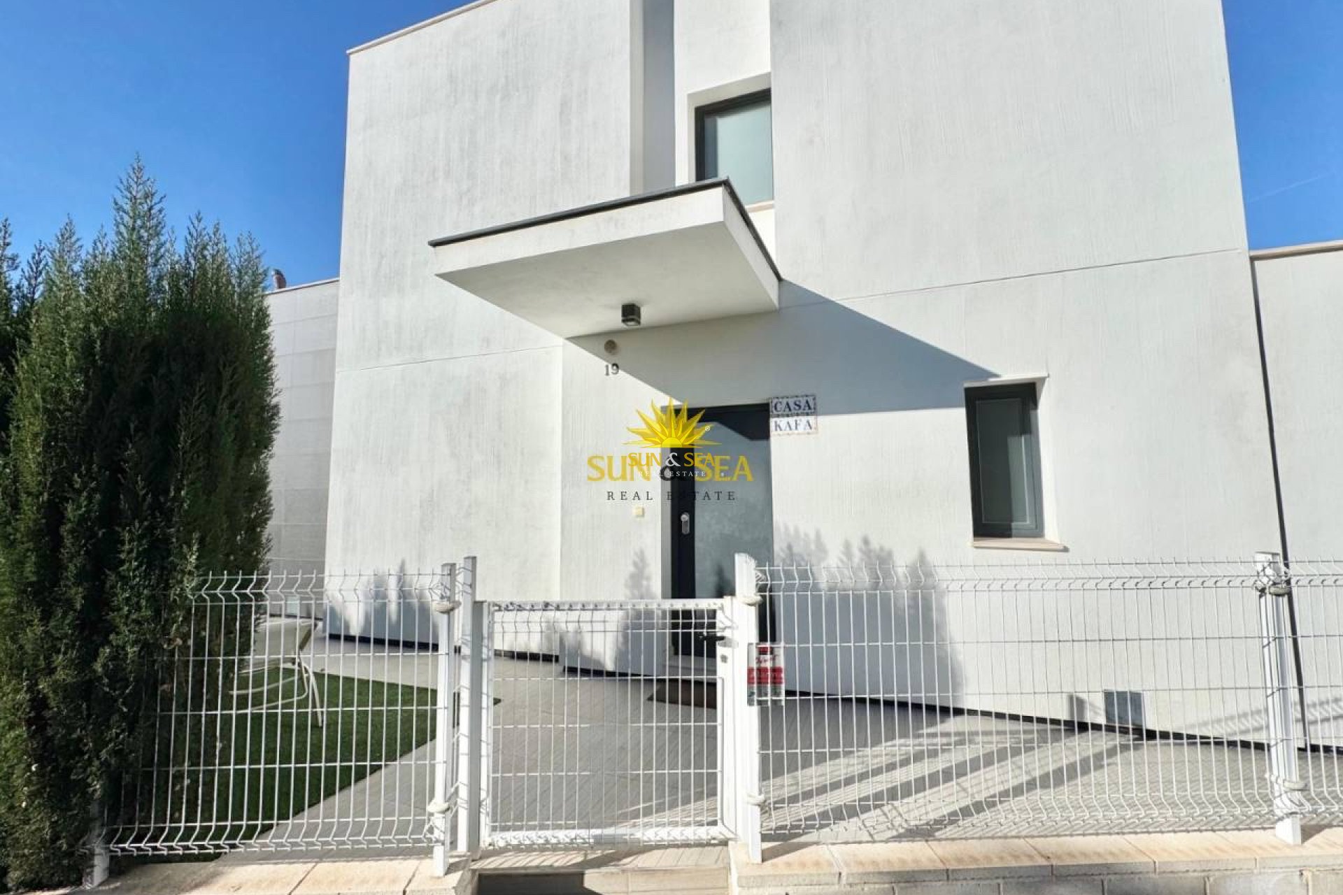 Wiederverkauf - Villa - Torrevieja - Punta prima