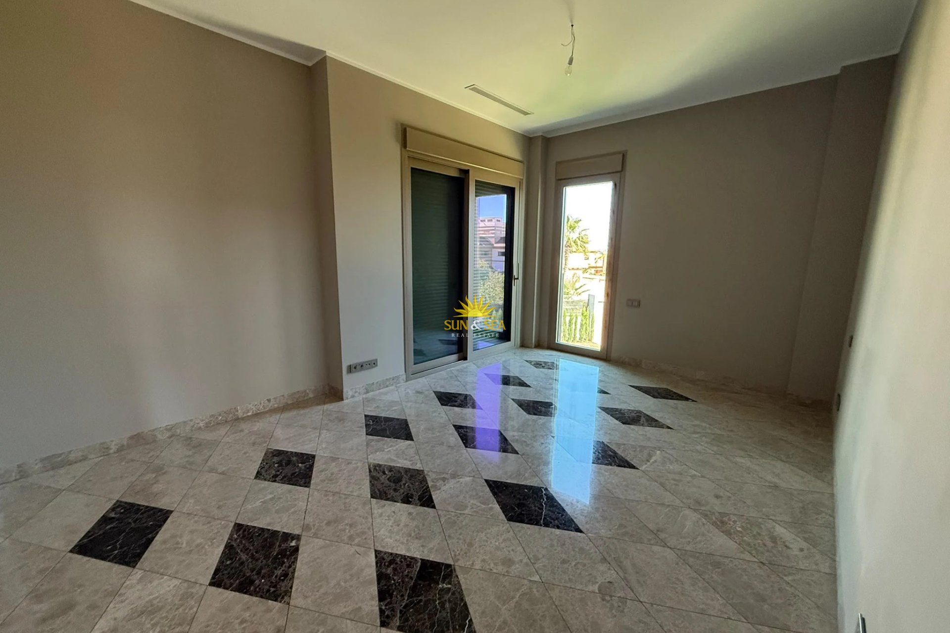 Wiederverkauf - Villa - Torrevieja - Torrelamata - La Mata