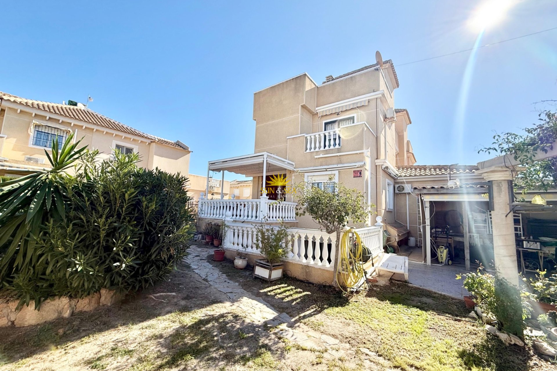 Wiederverkauf - Villa - Torrevieja - 