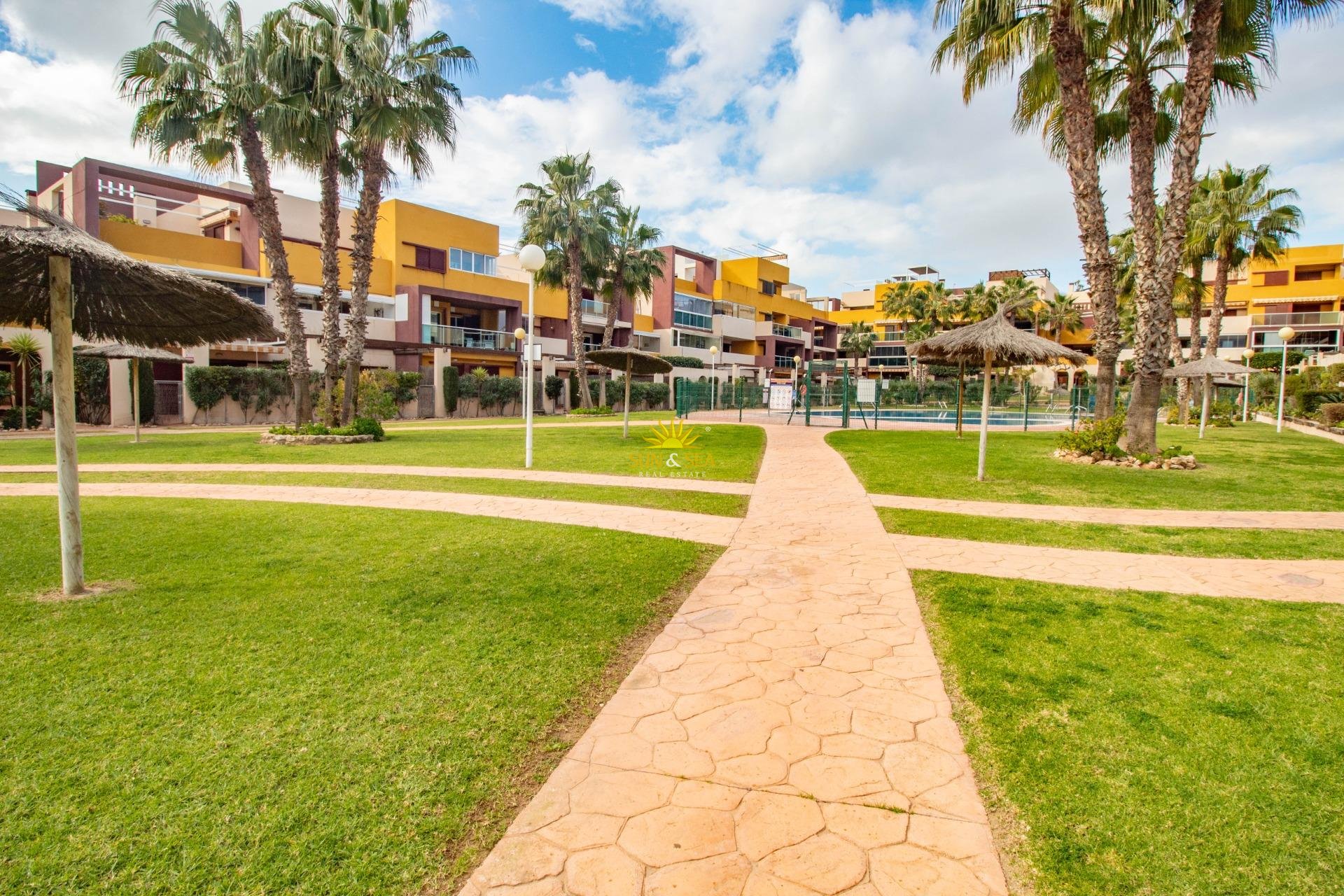 Wiederverkauf - Wohnung - Orihuela Costa - Playa Flamenca