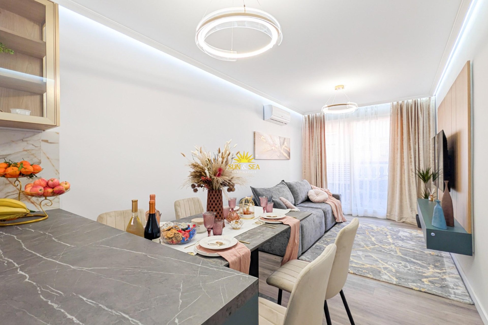 Wiederverkauf - Wohnung - Torrevieja - Centro