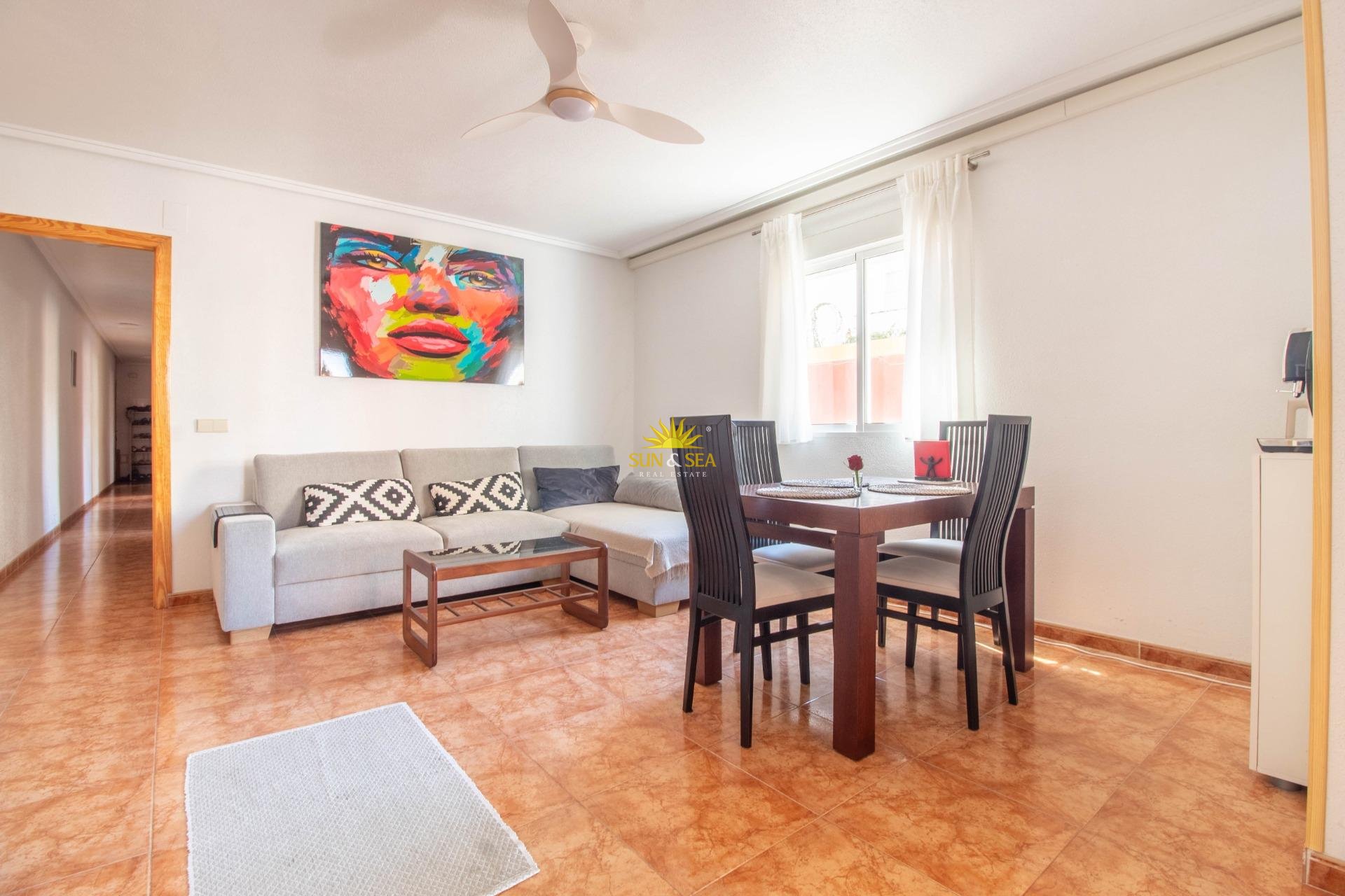 Wiederverkauf - Wohnung - Torrevieja - Centro