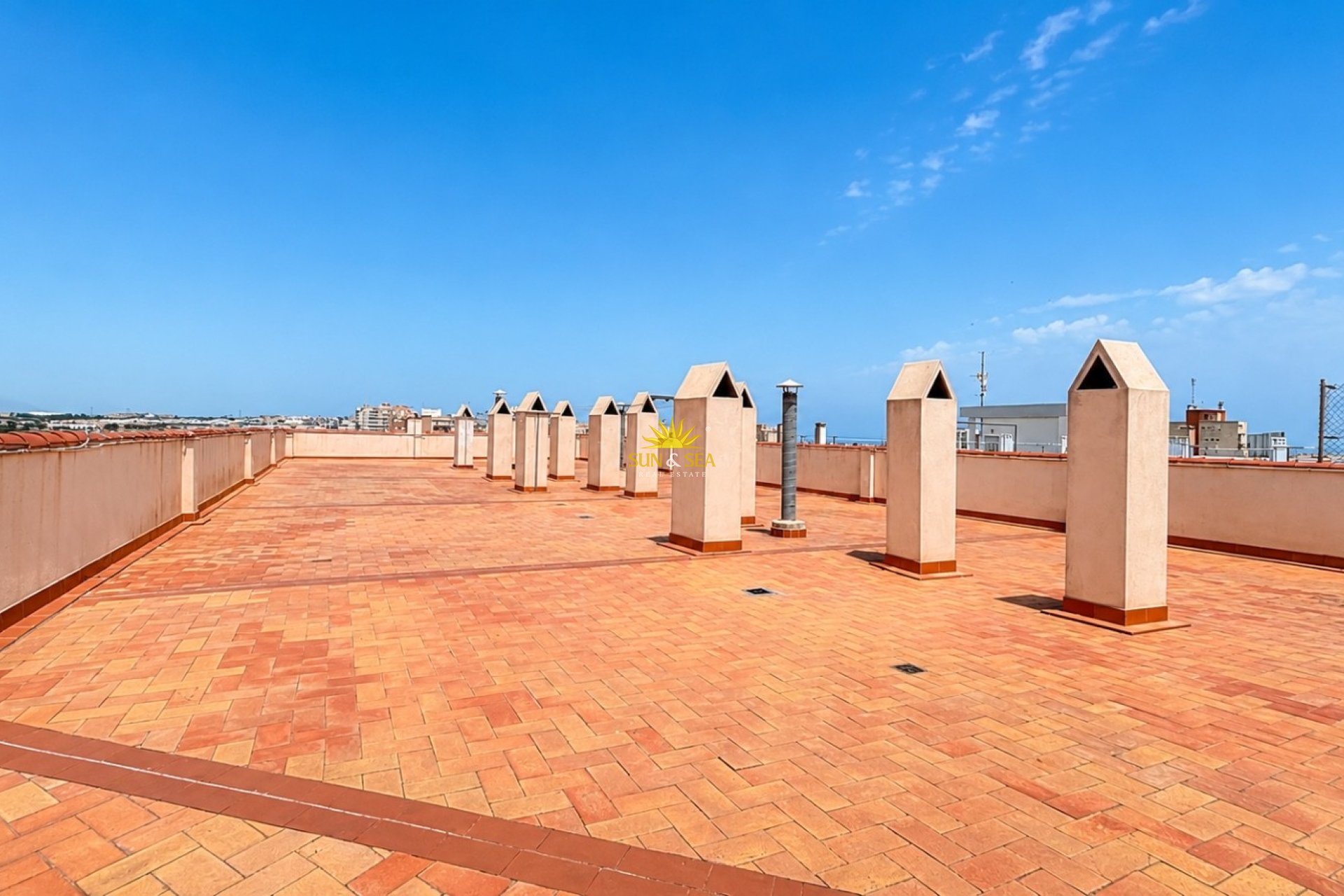 Wiederverkauf - Wohnung - Torrevieja - Centro
