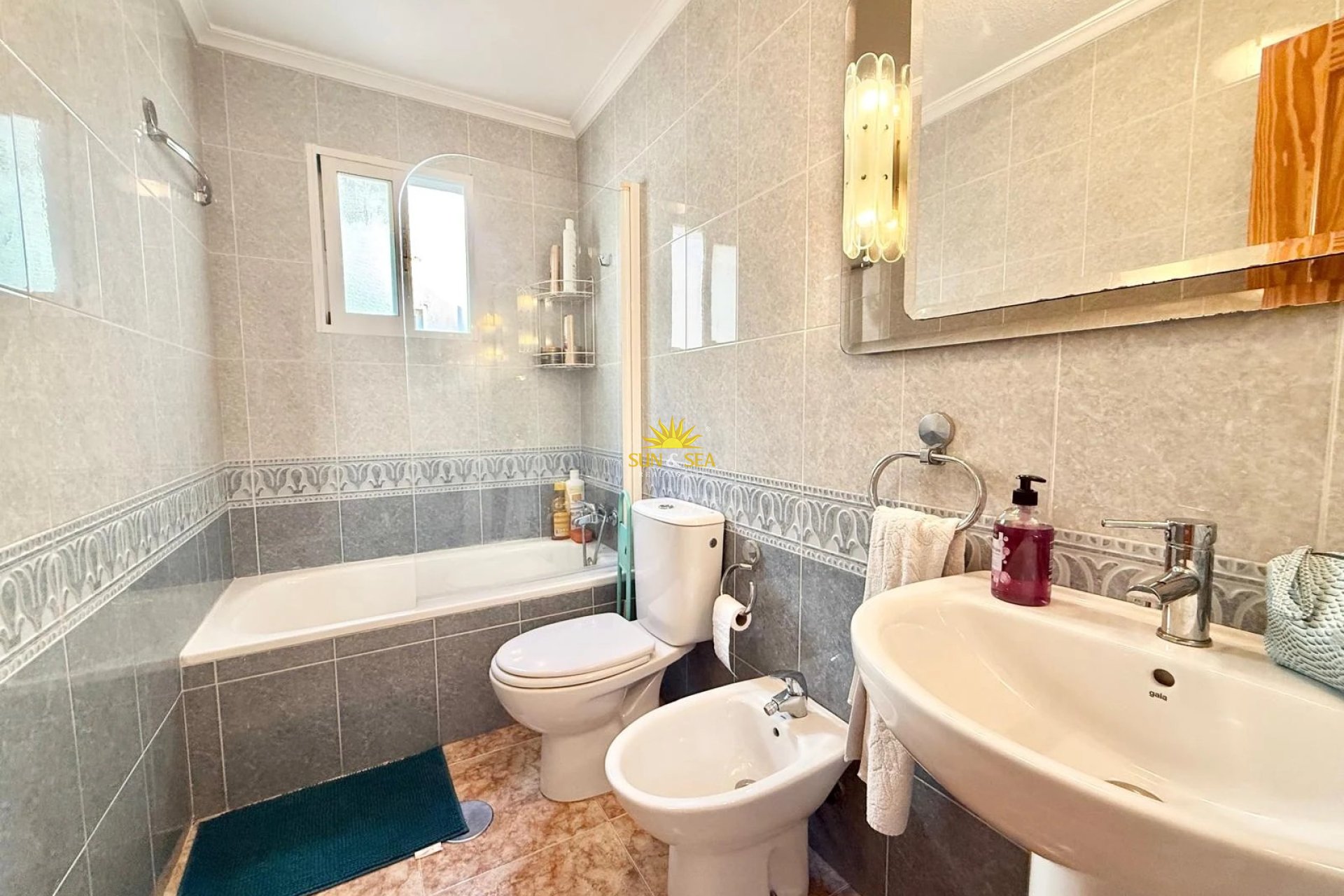 Wiederverkauf - Wohnung - Torrevieja - Centro