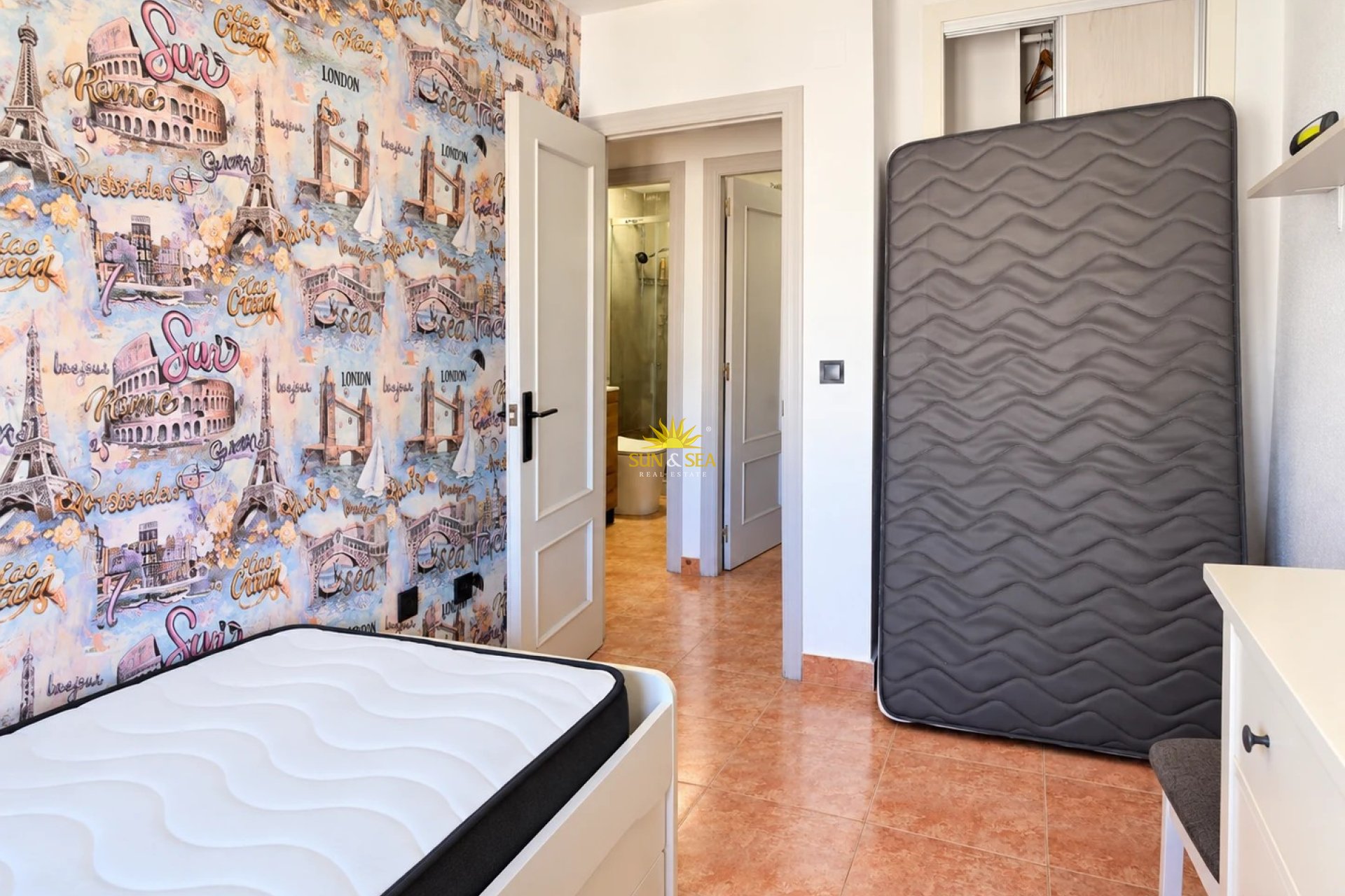 Wiederverkauf - Wohnung - Torrevieja - Centro