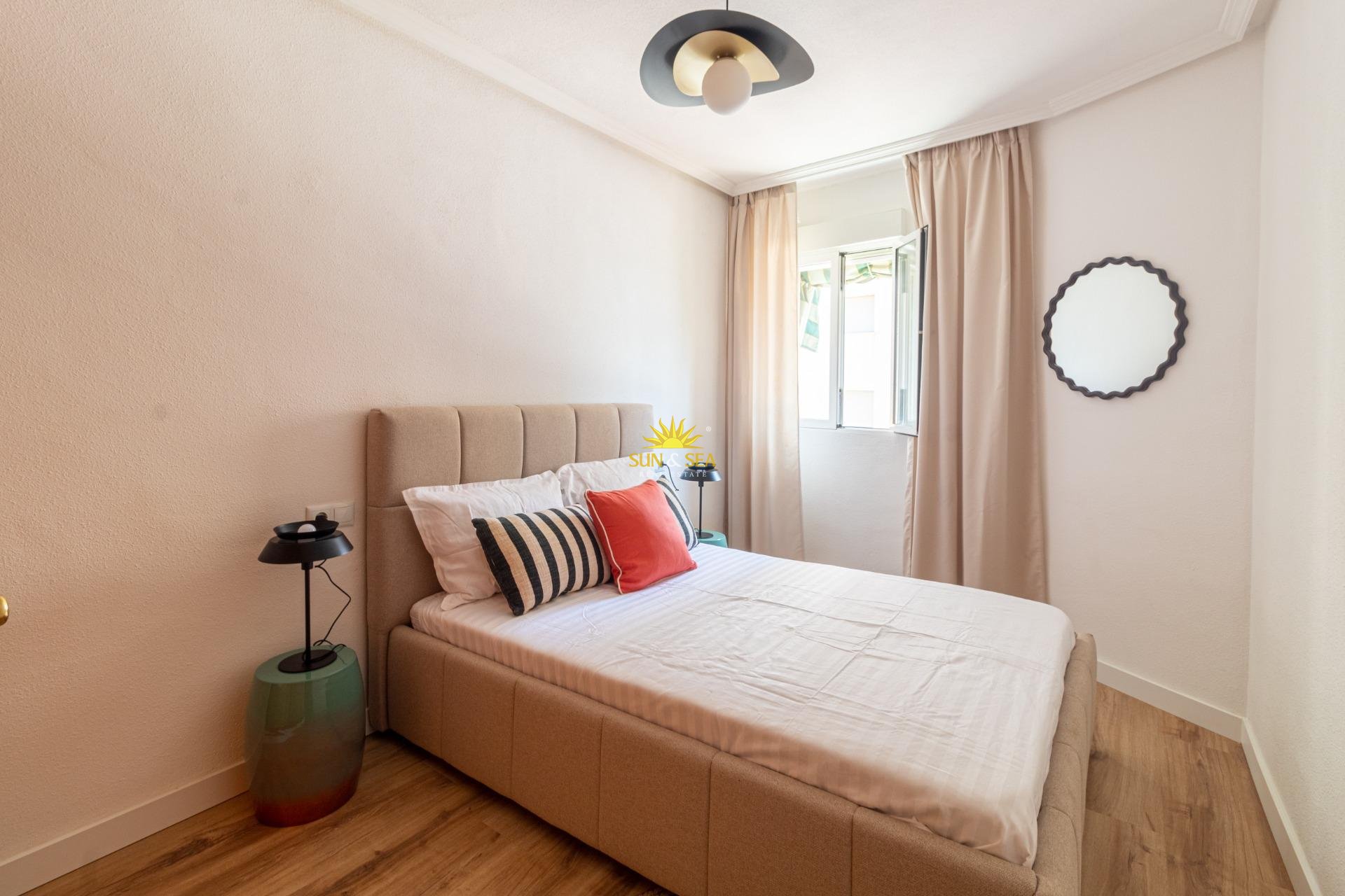Wiederverkauf - Wohnung - Torrevieja - La Mata pueblo