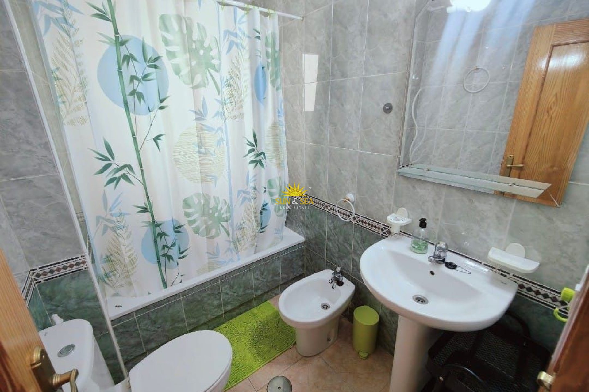 Wiederverkauf - Wohnung - Torrevieja - Parque de las Naciones