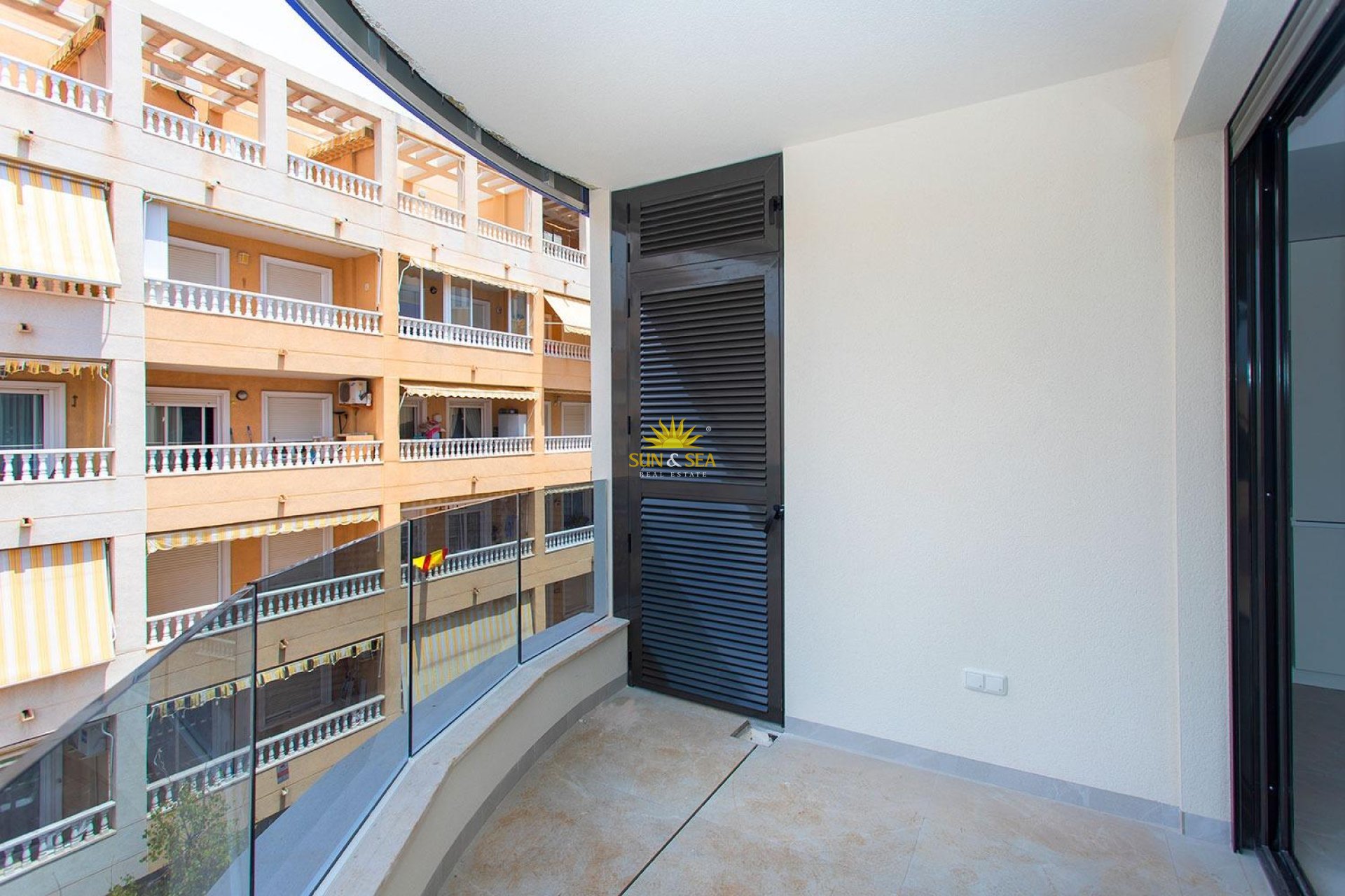Wiederverkauf - Wohnung - Torrevieja - Paseo maritimo