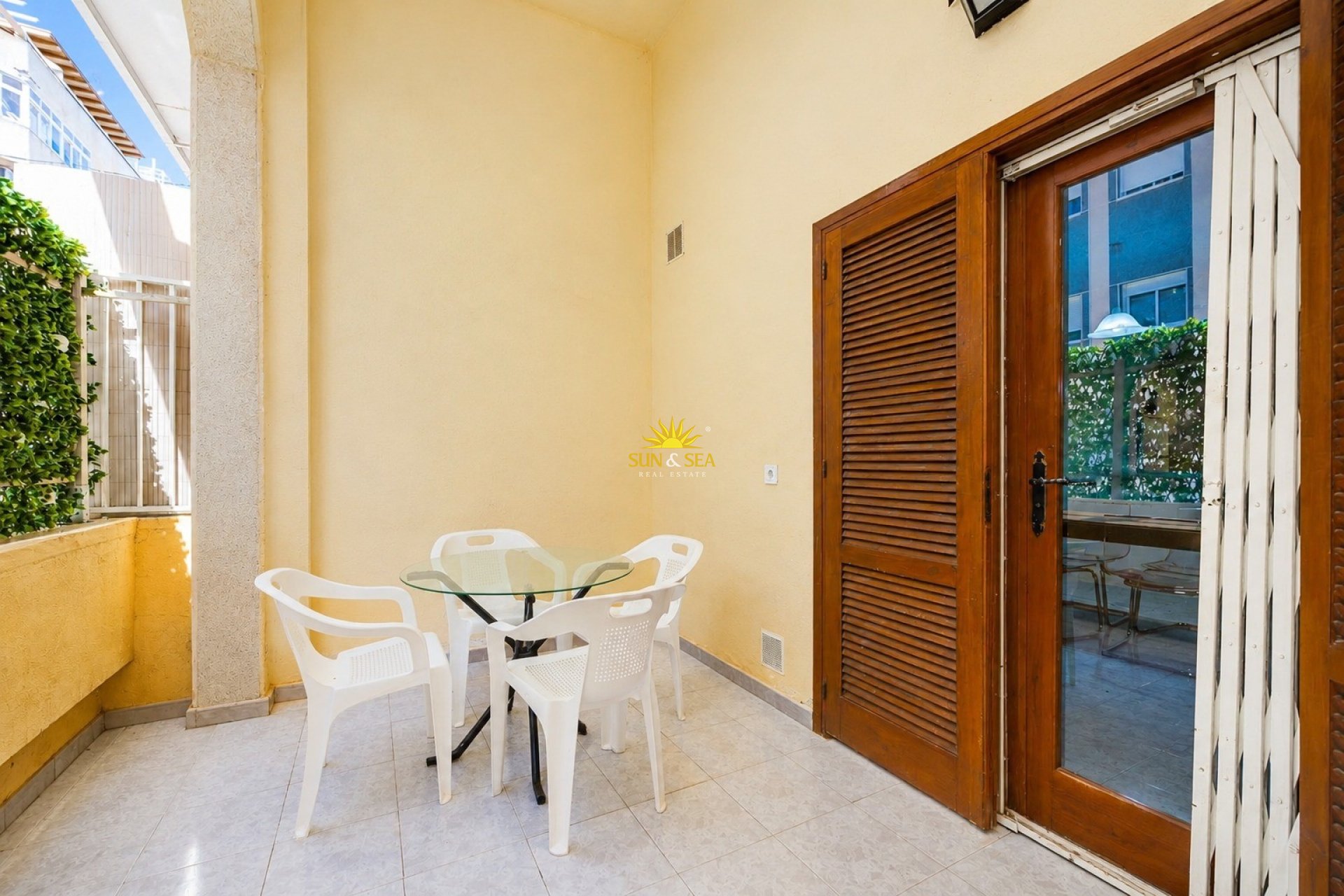 Wiederverkauf - Wohnung - Torrevieja - Playa de los Locos