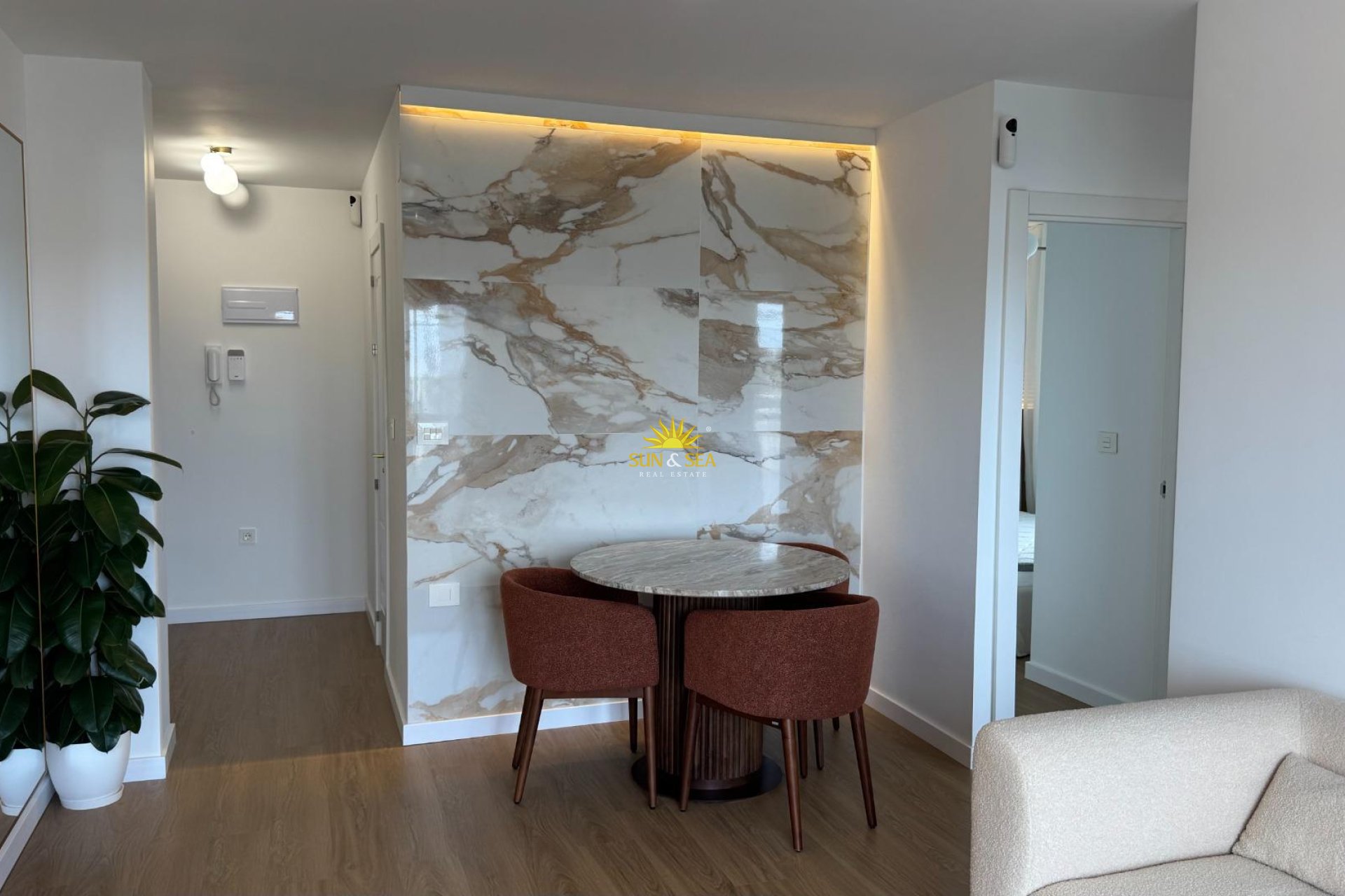 Wiederverkauf - Wohnung - Torrevieja - Punta prima