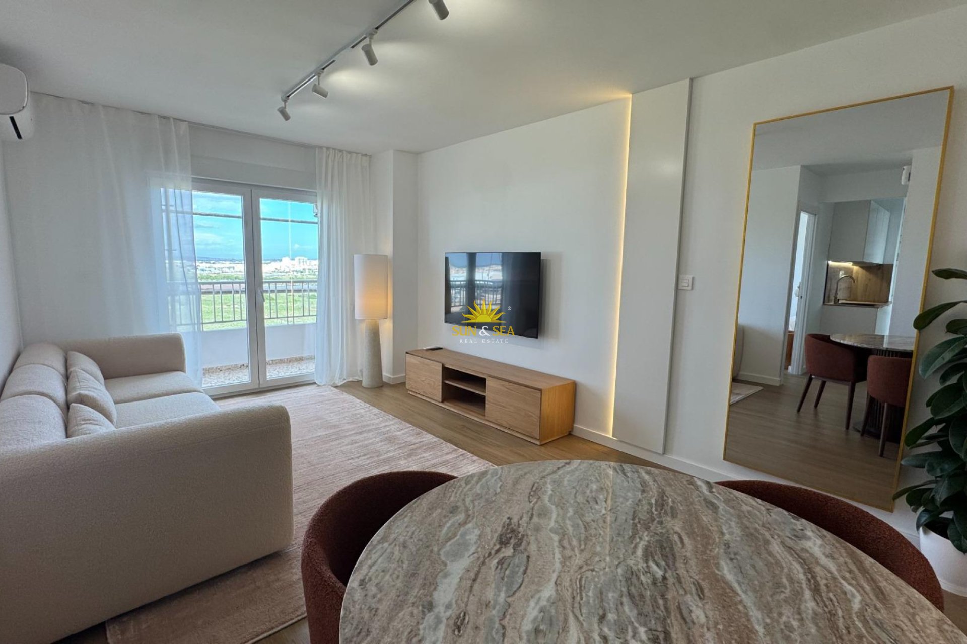 Wiederverkauf - Wohnung - Torrevieja - Punta prima