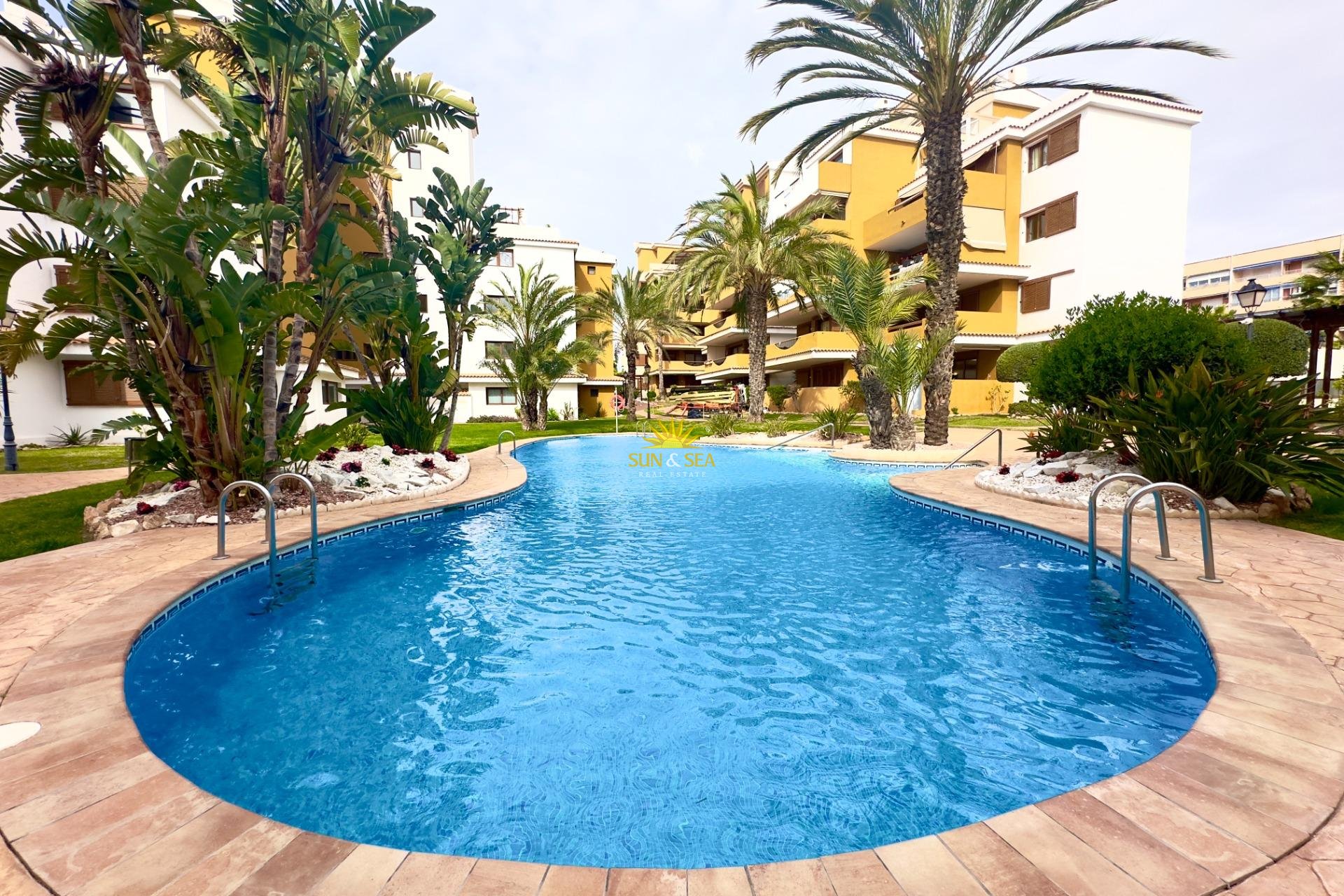 Wiederverkauf - Wohnung - Torrevieja - Punta prima