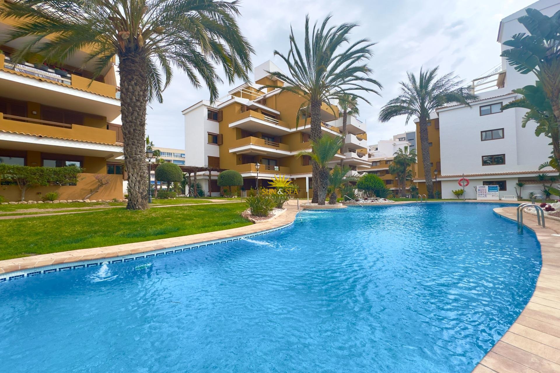 Wiederverkauf - Wohnung - Torrevieja - Punta prima