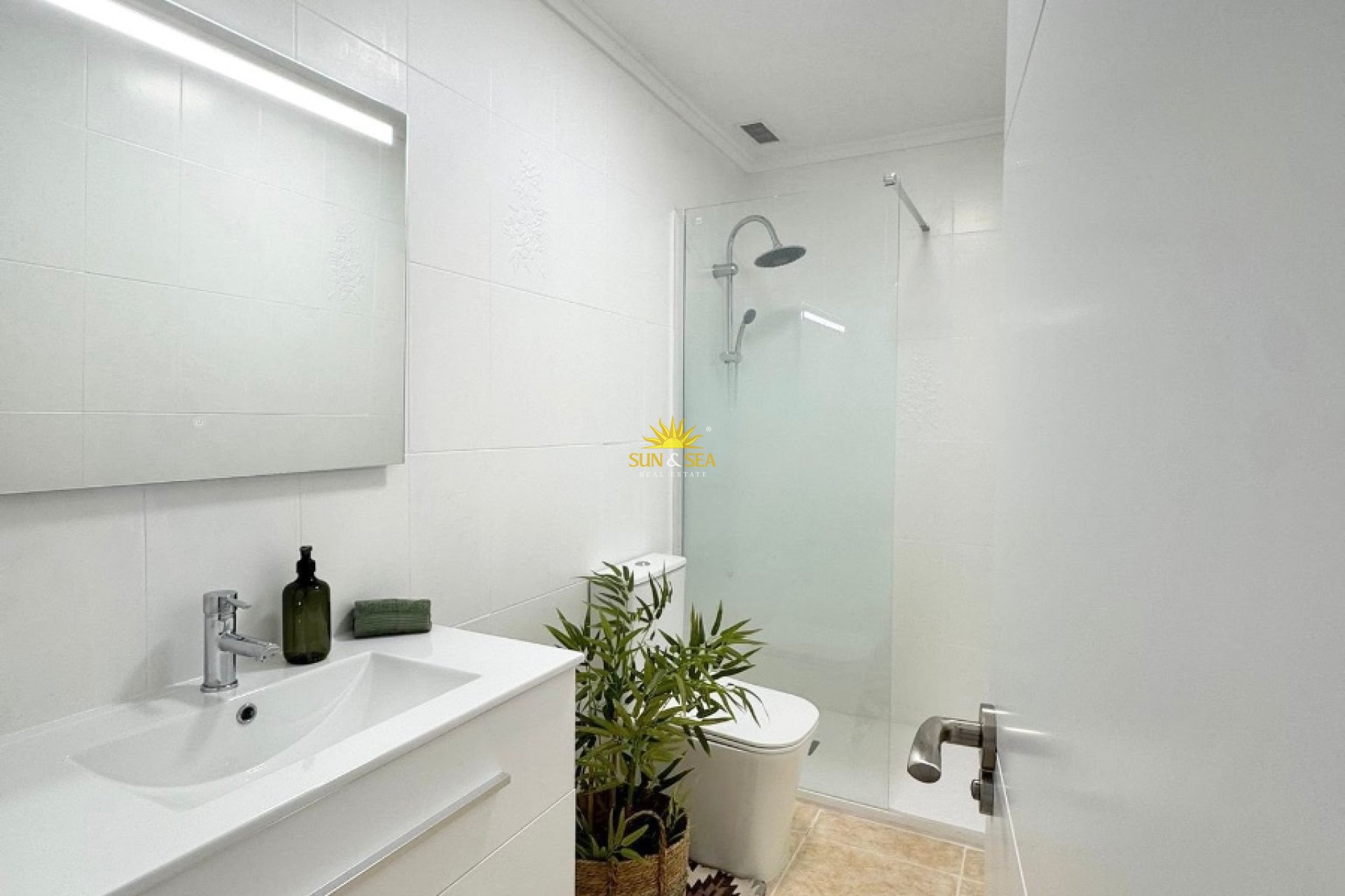 Wiederverkauf - Wohnung - Torrevieja - torrevieja