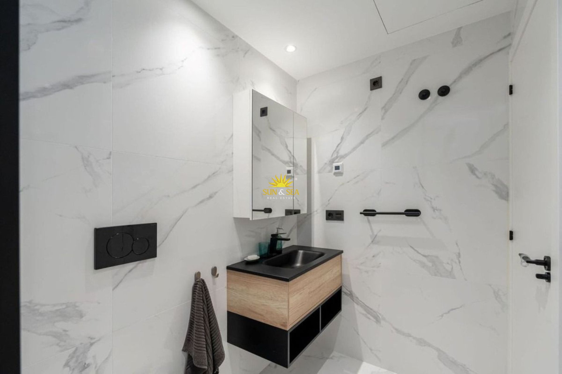 Wiederverkauf - Wohnung - Torrevieja - 
