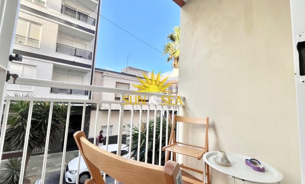 Wohnung - Langfristige Vermietung - Torrevieja - Centro