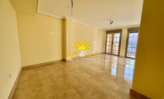 Wohnung - Wiederverkauf - Torrevieja - Centro