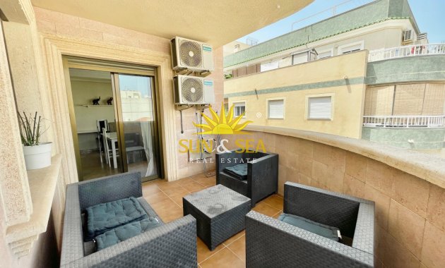Wohnung - Wiederverkauf - Torrevieja - Centro