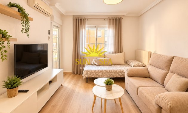 Wohnung - Wiederverkauf - Torrevieja - Centro