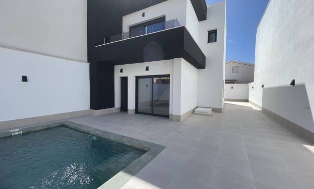 Freistehendes Haus in Heredades