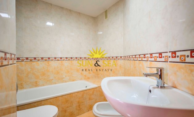 Alquiler a largo plazo - Apartamento - Almoradí