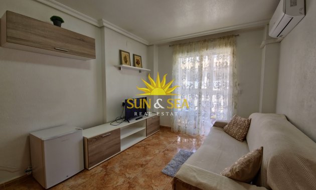 Lange Termijn Verhuur - Appartement - Torrevieja - torrevieja