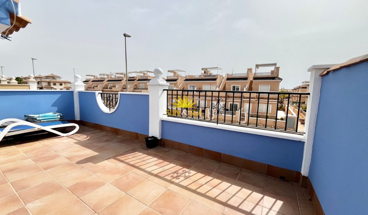 Lange Termijn Verhuur - Villa - Orihuela Costa
