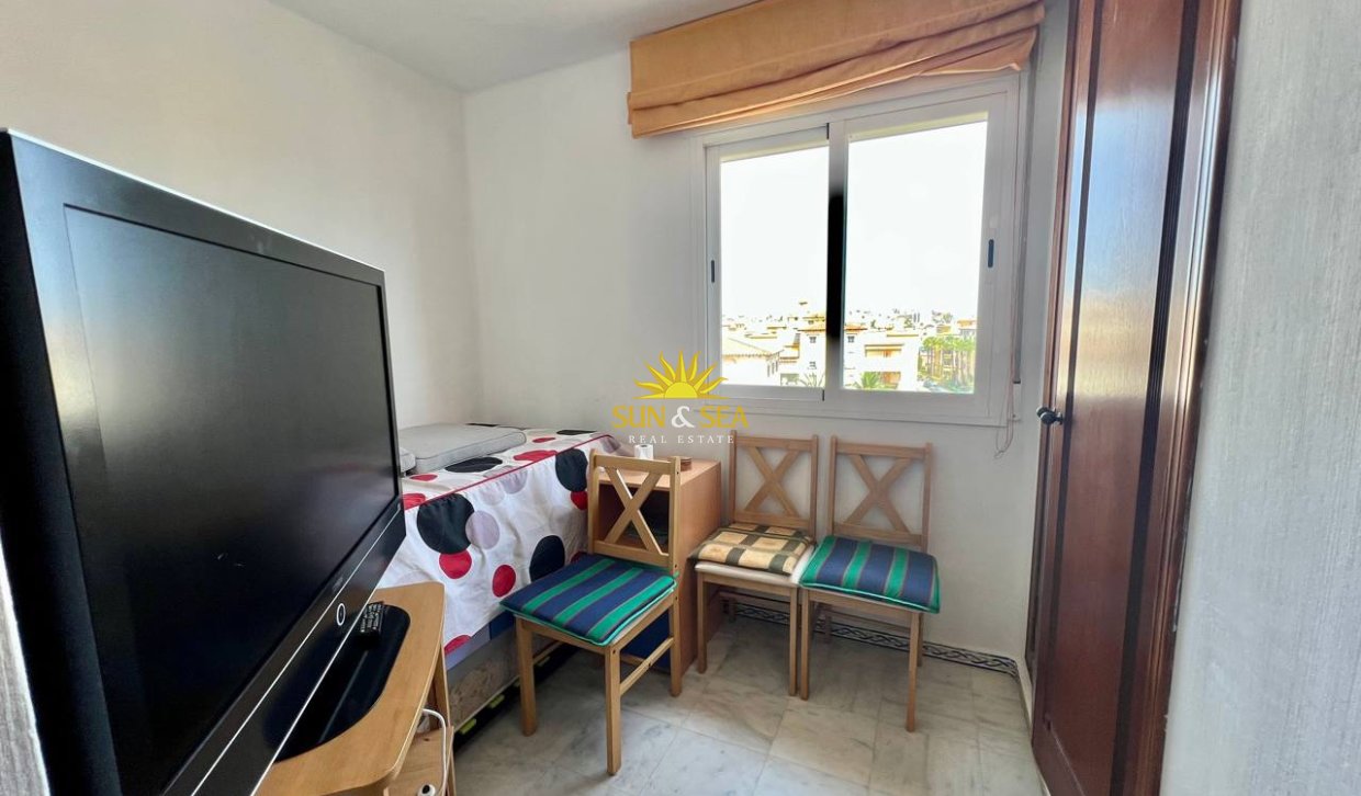Long Term Rental - Apartment - Torrevieja - Playa de los Locos
