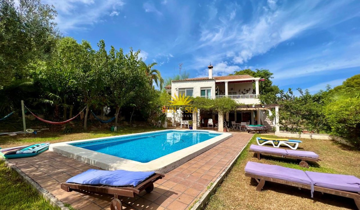 Alquiler a largo plazo - Chalet - Torrevieja - Los Balcones - Los Altos del Edén