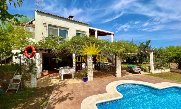 Alquiler a largo plazo - Chalet - Torrevieja - Los Balcones - Los Altos del Edén
