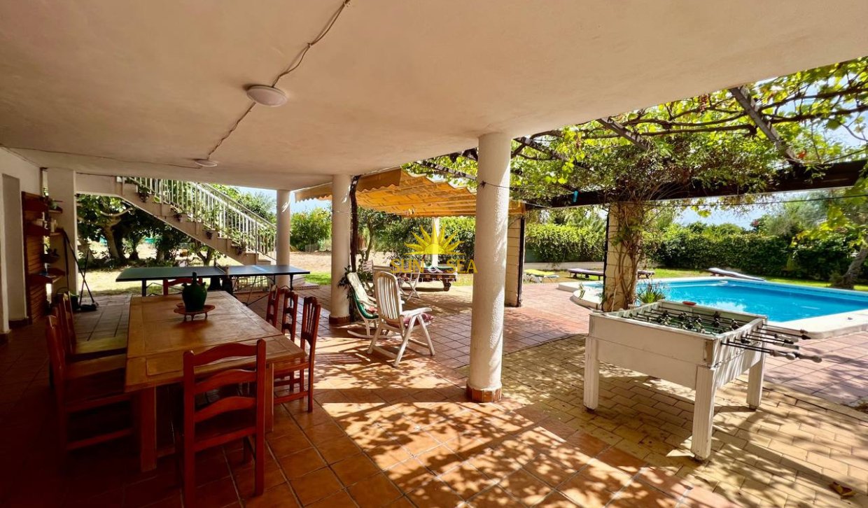 Alquiler a largo plazo - Chalet - Torrevieja - Los Balcones - Los Altos del Edén