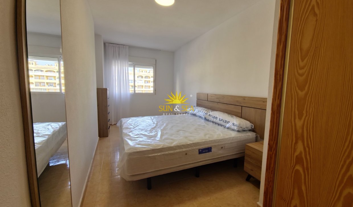 Location à long terme - Appartement - Almoradí