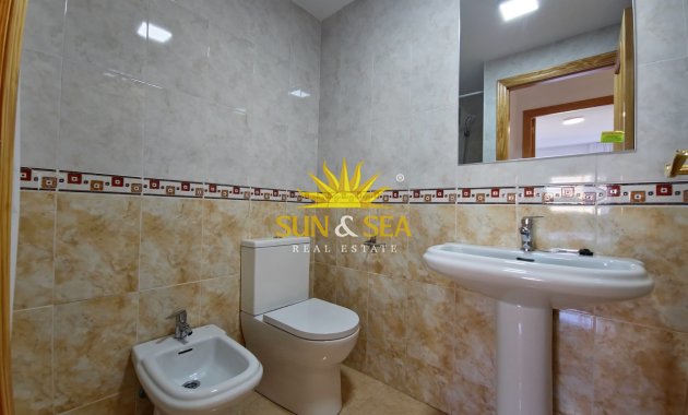 Location à long terme - Appartement - Almoradí