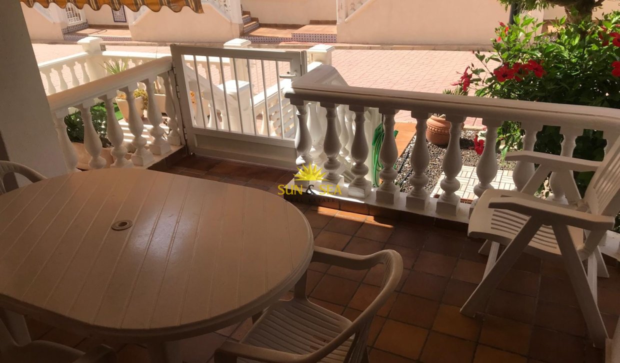 Location à long terme - Townhouse - Guardamar del Segura - Urbanizaciones