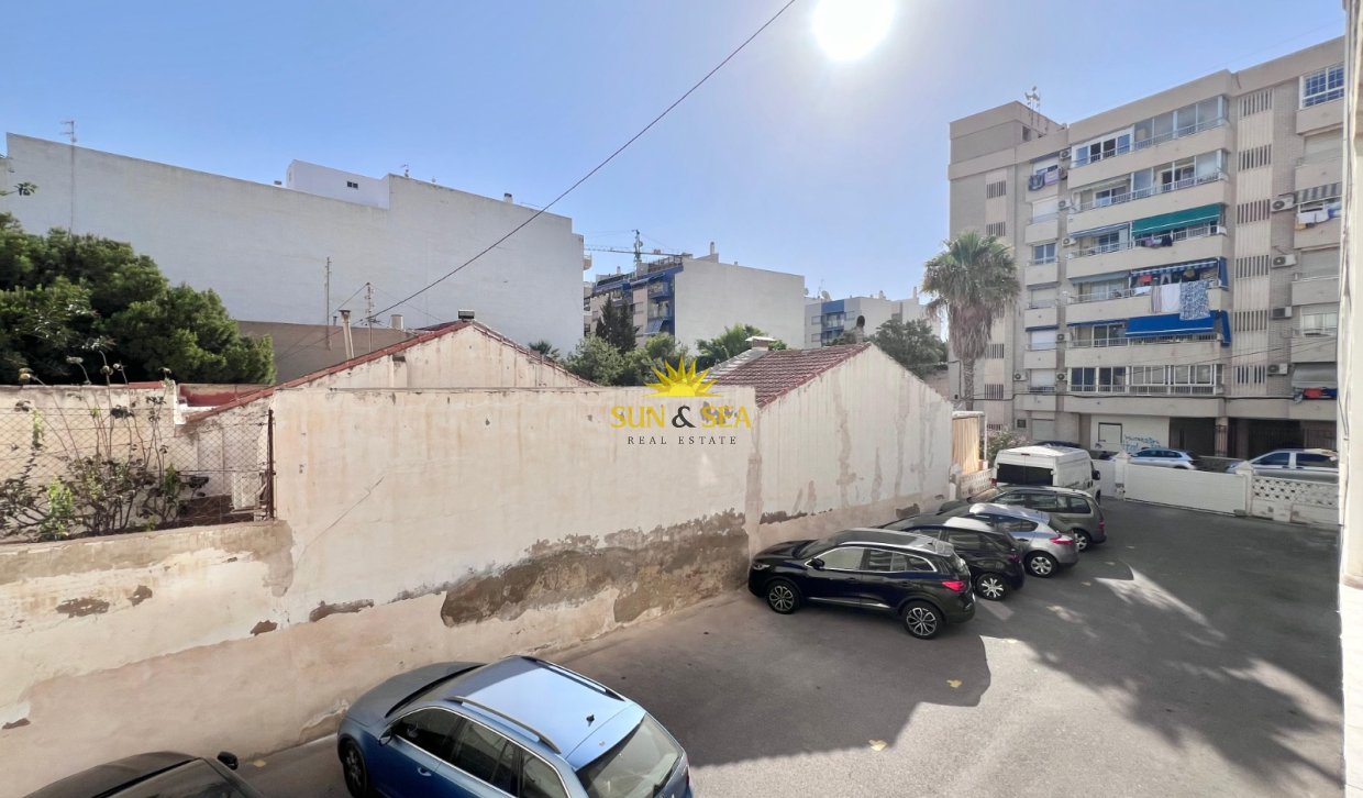 Long Term Rental - Apartment - Torrevieja - Playa de los Locos
