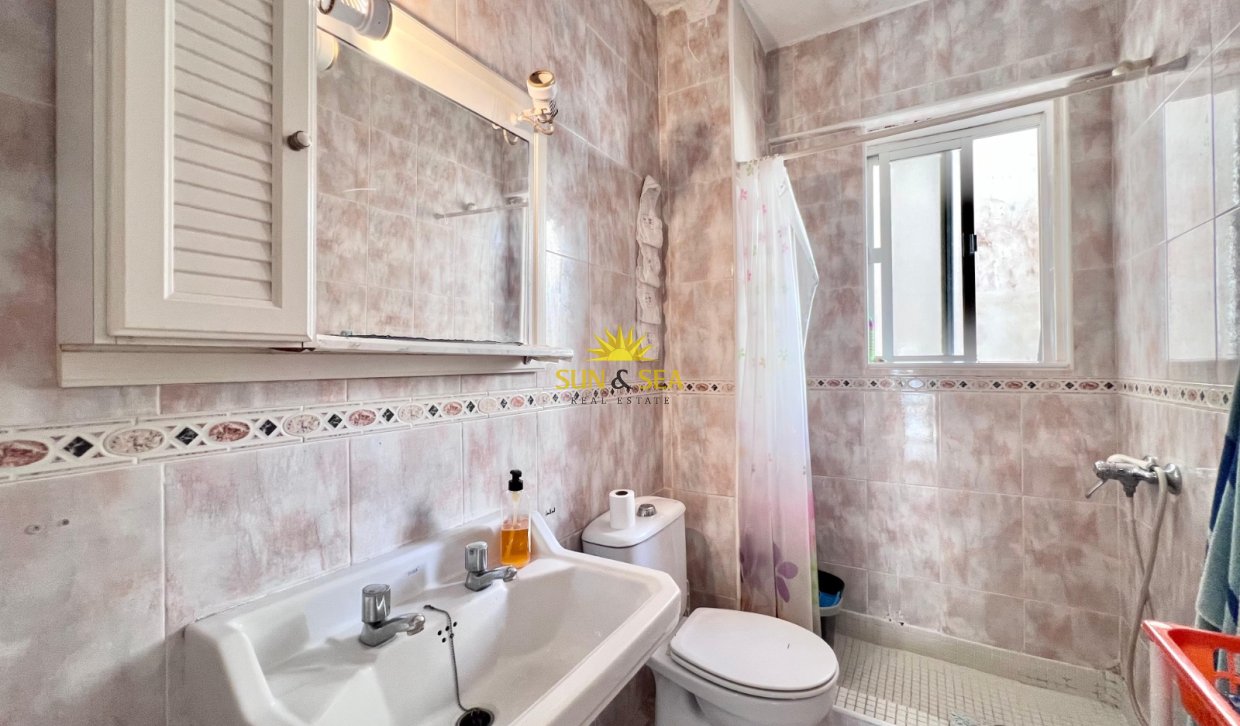 Long Term Rental - Apartment - Torrevieja - Playa de los Locos