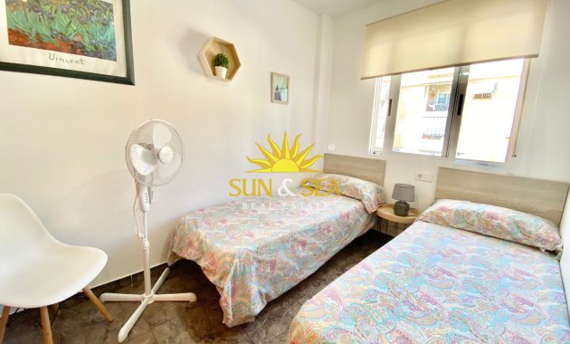 Kurzzeit-Vermietung - Wohnung - Torrevieja - Playa de los Naufragos