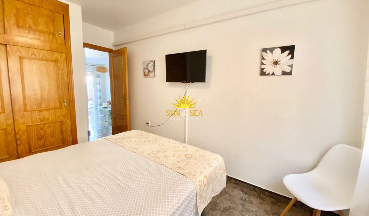 Kurzzeit-Vermietung - Wohnung - Torrevieja - Playa de los Naufragos