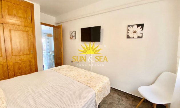 Kurzzeit-Vermietung - Wohnung - Torrevieja - Playa de los Naufragos