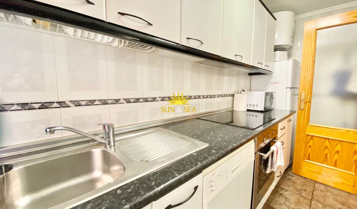 Kurzzeit-Vermietung - Wohnung - Torrevieja - Playa de los Naufragos