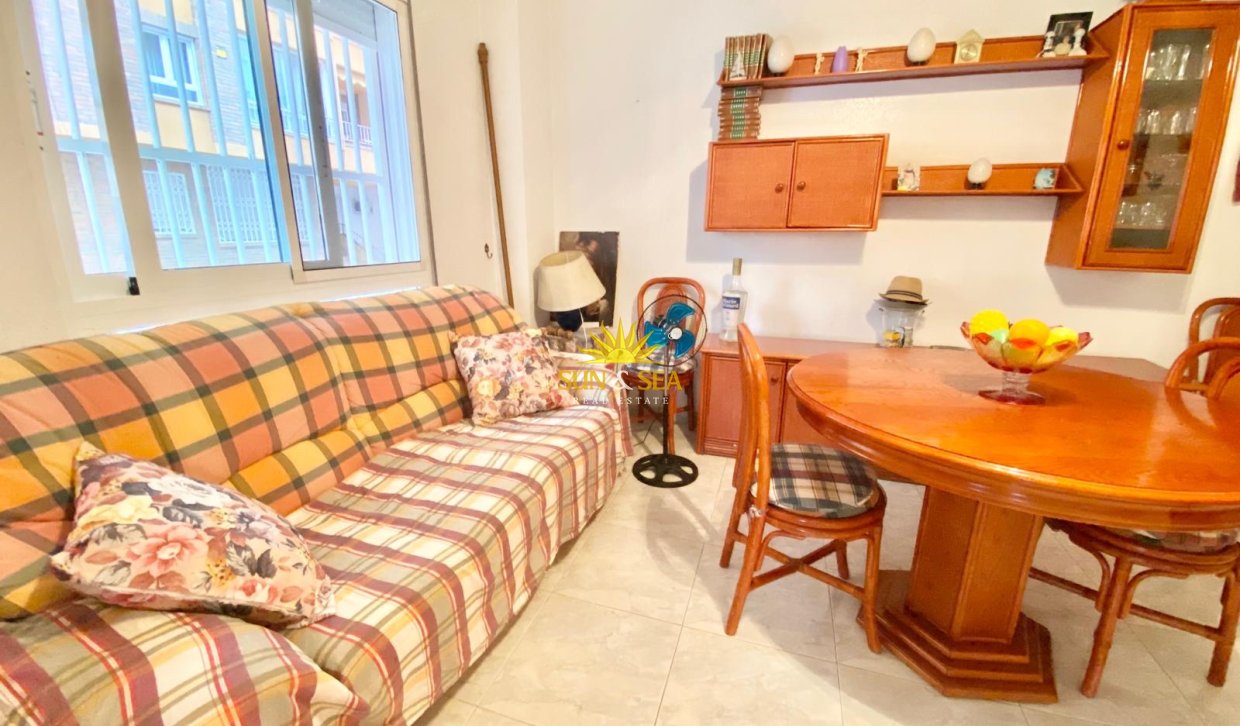 Langfristige Vermietung - Wohnung - Torrevieja - Playa del Cura