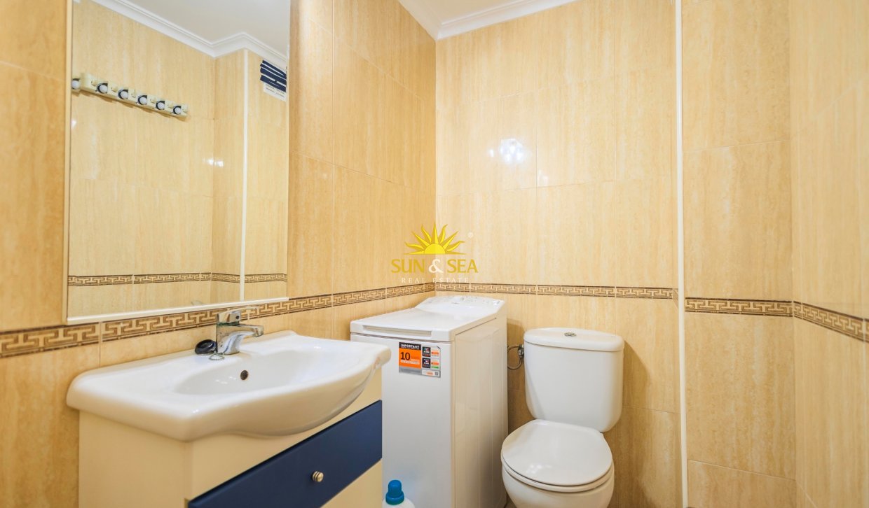 Location à long terme - Appartement - Torrevieja - Playa del Cura