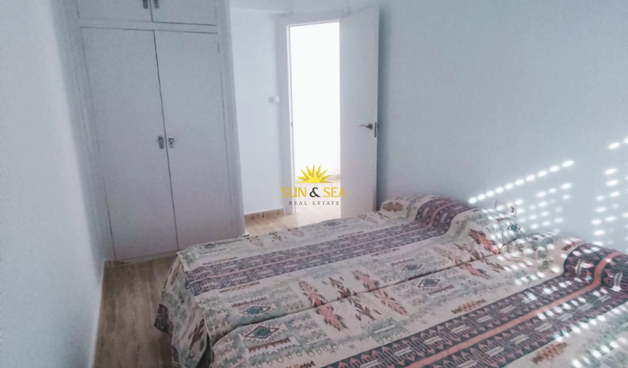 Reventa - Apartamento - Torrevieja - Playa del Cura