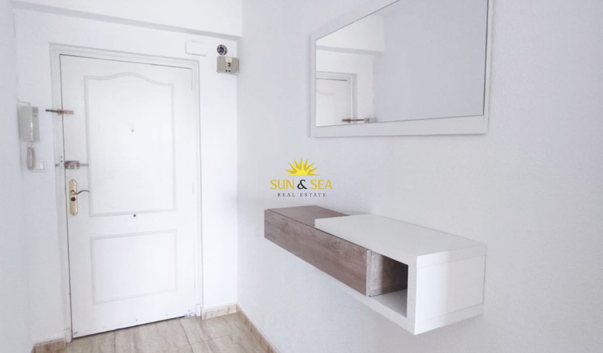 Reventa - Apartamento - Torrevieja - Playa del Cura