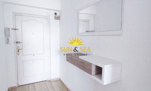 Reventa - Apartamento - Torrevieja - Playa del Cura