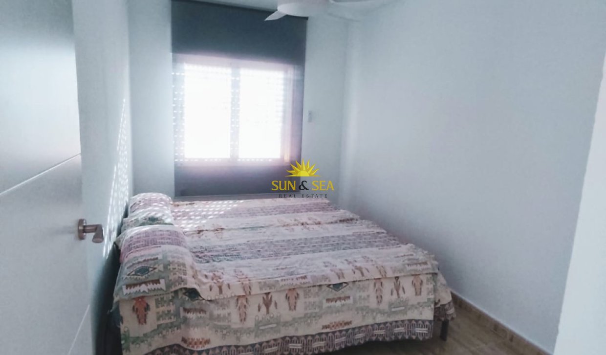 Reventa - Apartamento - Torrevieja - Playa del Cura