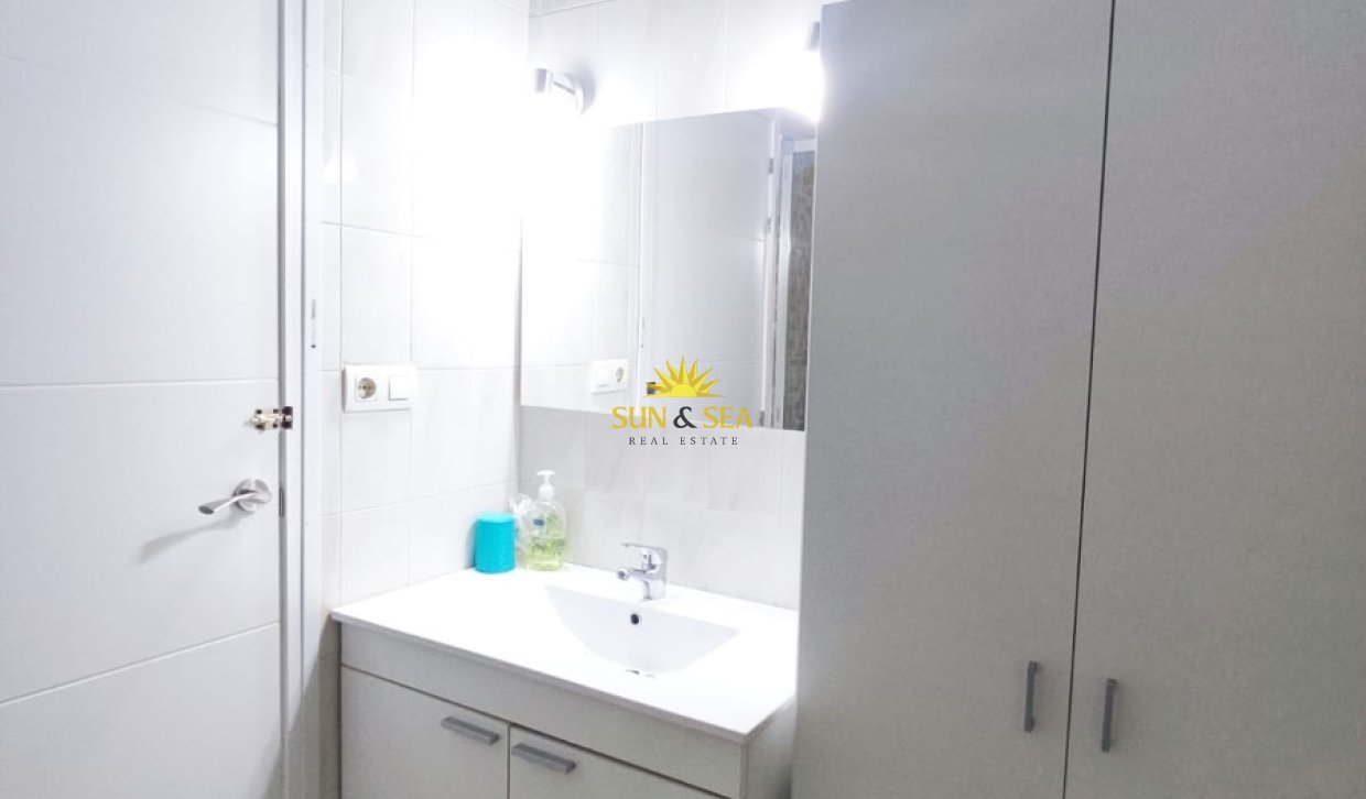 Reventa - Apartamento - Torrevieja - Playa del Cura